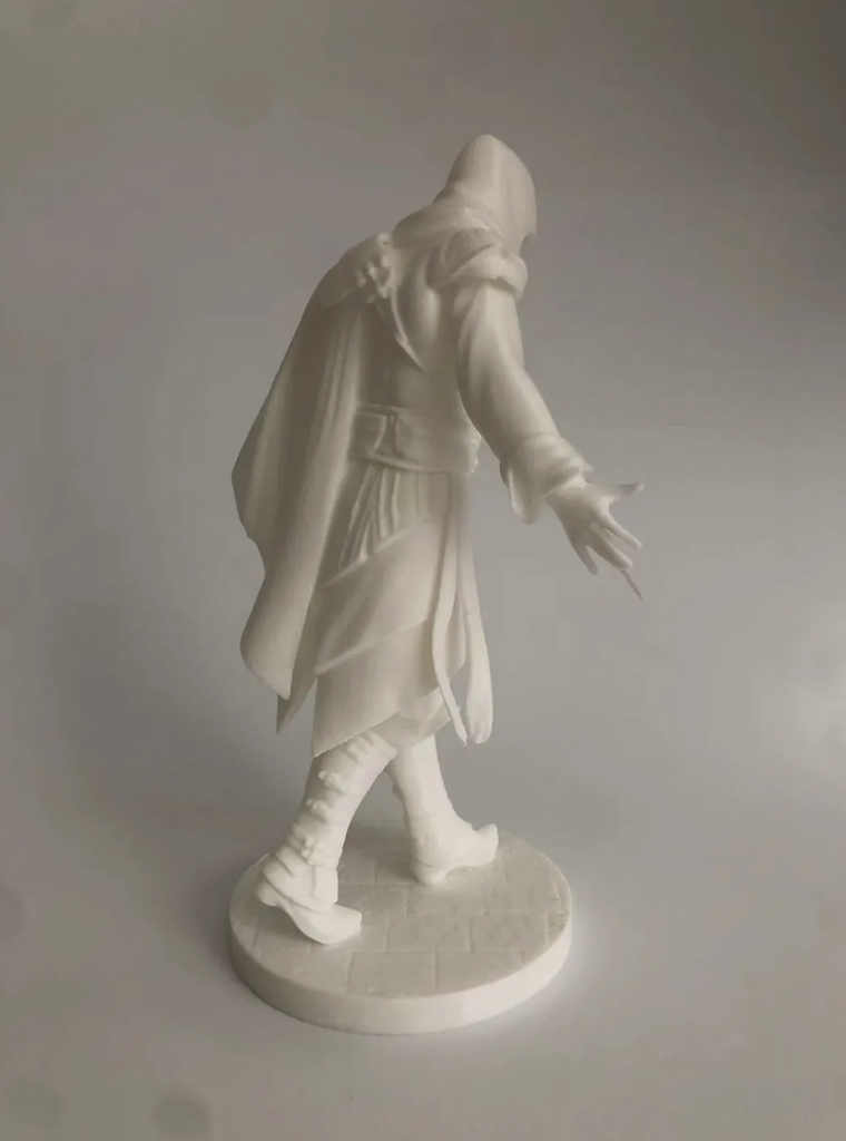 StatueACEzio15cm3.webp